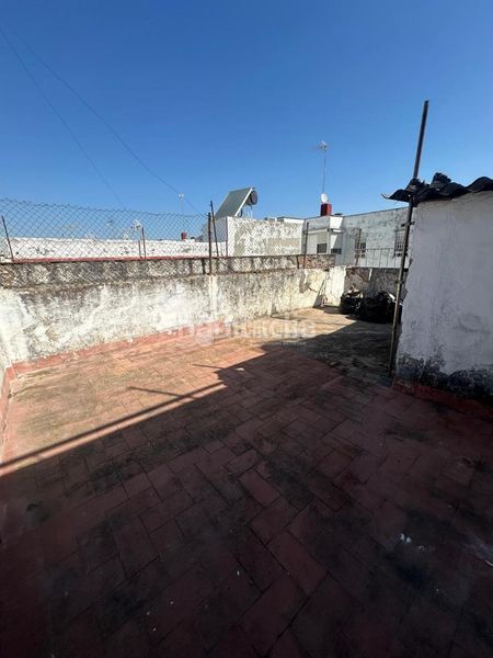 Foto 14f8d21a-0c5f-4e92-a848-375c6fe103c4. Casa aparellada a El Cerro Sevilla