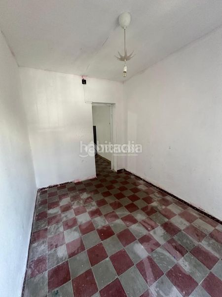 Foto d96c8d5d-5f6e-453c-9087-a68f5fb6ee71. Casa aparellada a El Cerro Sevilla