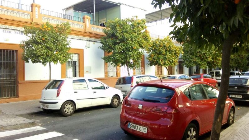 Foto 778f67ba-c93c-41b7-8247-e3d93ffa7f63. Rent flat in El Cerro Sevilla
