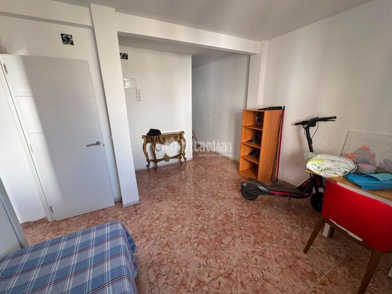 Foto 7f4a097c-99b6-4e10-8f29-9f681175fd61. Piso  en venta en El Cerro Sevilla
