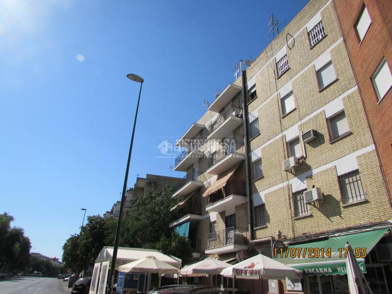 Foto bb4ac7aa-871a-403e-bd06-a997522852cd. Affitto locale commerciale in El Cerro Sevilla