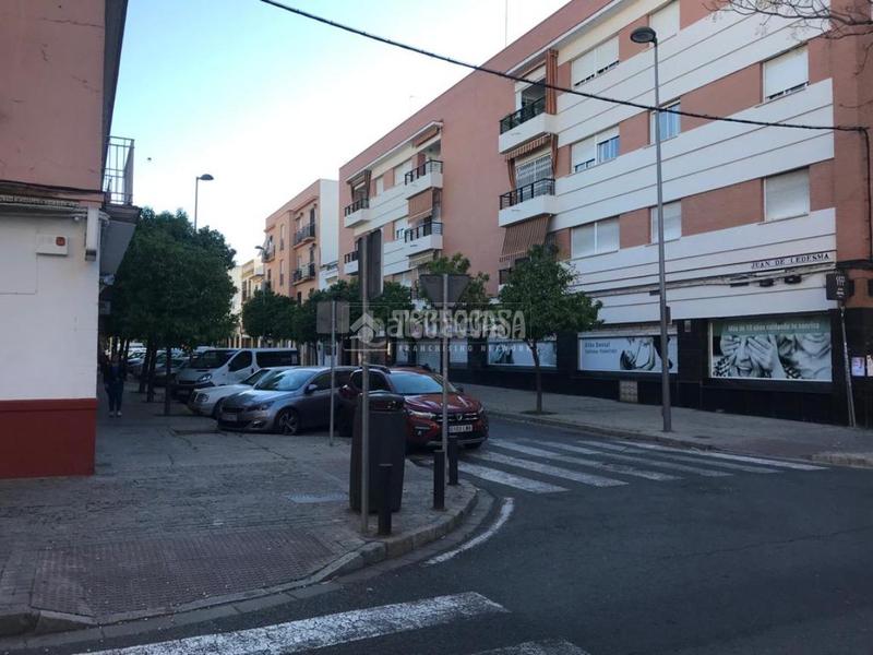 Foto 361cbae3-961c-4639-915c-32c1c4bd30c8. Lloguer local comercial a El Cerro Sevilla