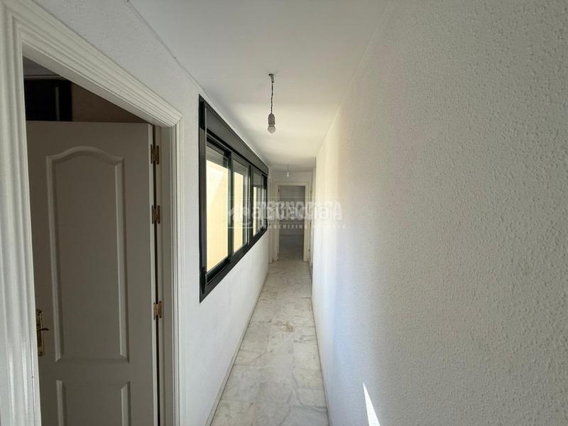 Foto 7dd071ea-ac7d-4684-b48b-86f30f6cc26b. Dachwohnung mit heizung in El Cerro Sevilla