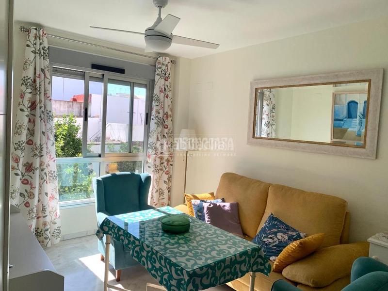 Foto f3a4fc6d-b5d7-4d4f-bb13-cd30b9556fed. Piso  en venta en El Cerro Sevilla