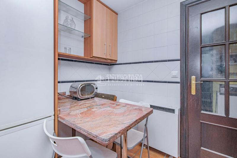 Foto 083ac26d-80b3-4e0b-a6cc-d024c896930a. Piso  en venta en la zubia en La Zubia Ciudad Zubia (La)