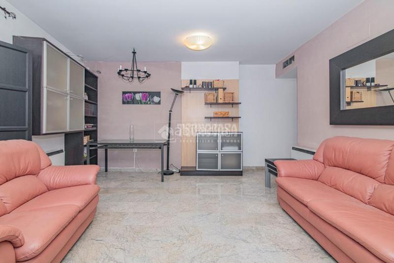Foto 56ae1c31-ad3c-4adb-a84d-cc026962acb7. Piso  en venta en la zubia en La Zubia Ciudad Zubia (La)