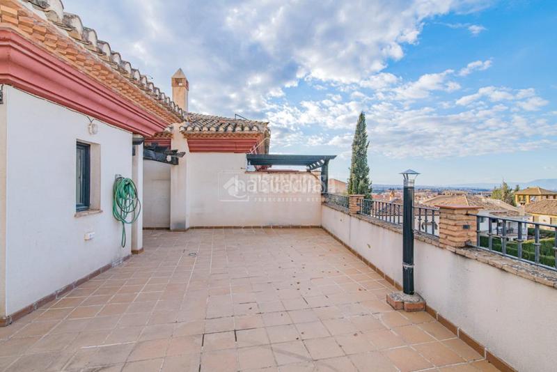 Foto cfd35817-4d65-4aa0-8218-8272cf30c309. Piso  en venta en la zubia en La Zubia Ciudad Zubia (La)