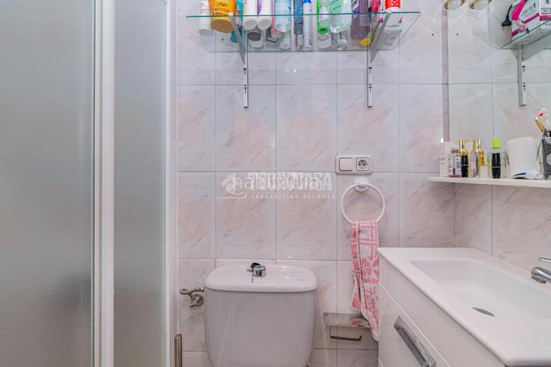 Foto 26e84f7a-756c-4186-a702-8b5213324155. Piso  en venta en la zubia en La Zubia Ciudad Zubia (La)