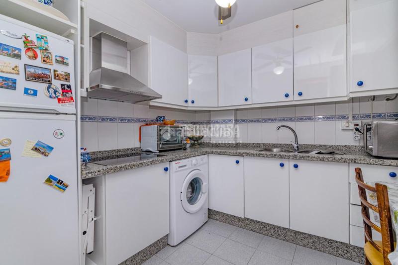 Foto bb84b7c3-e09f-406d-a633-c802d49a50b3. Piso  en venta en la zubia en La Zubia Ciudad Zubia (La)