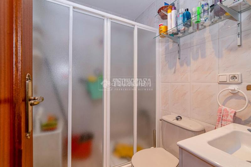 Foto e543c320-e771-49fb-afda-7e397b80853b. Piso  en venta en la zubia en La Zubia Ciudad Zubia (La)
