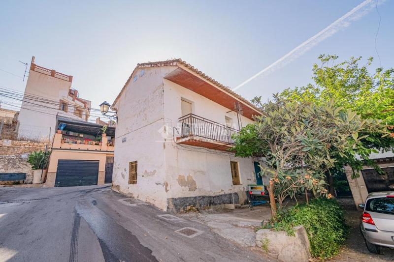 Foto 5740adad-2055-4721-87c7-4398ed842fc7. Casa  en venta en Huétor Vega