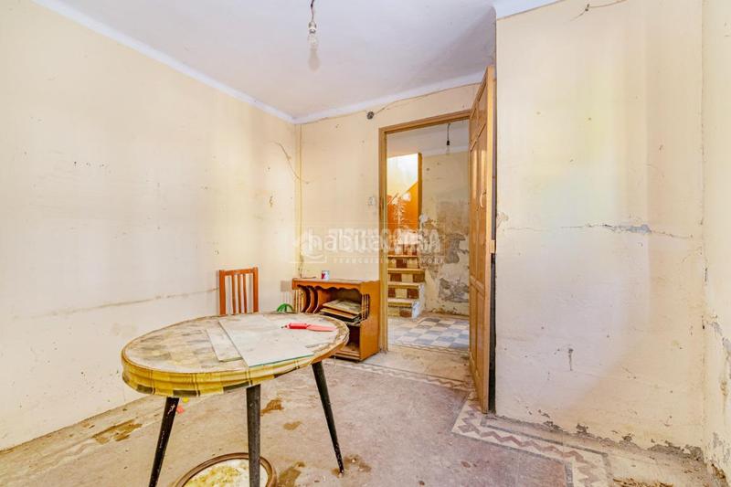 Foto d0cf3d77-4e5c-48f1-adb2-63f3071e3ce2. Casa  en venta en Huétor Vega