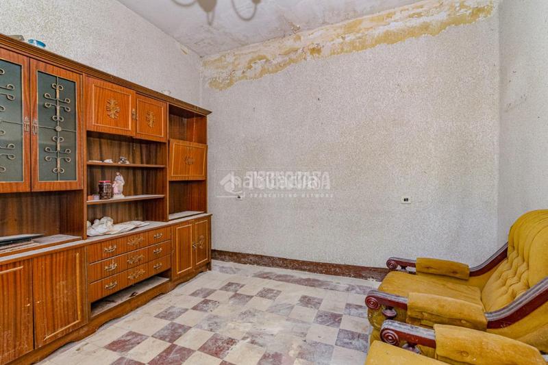 Foto f35263e1-43bf-4b14-a6f0-71dd5b4c58da. Casa  en venta en Huétor Vega