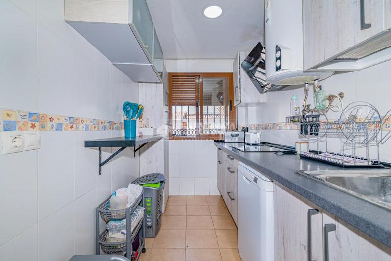 Foto 09381903-6fa6-4465-9507-982c5832b371. Piso  en venta en la zubia en La Zubia Ciudad Zubia (La)