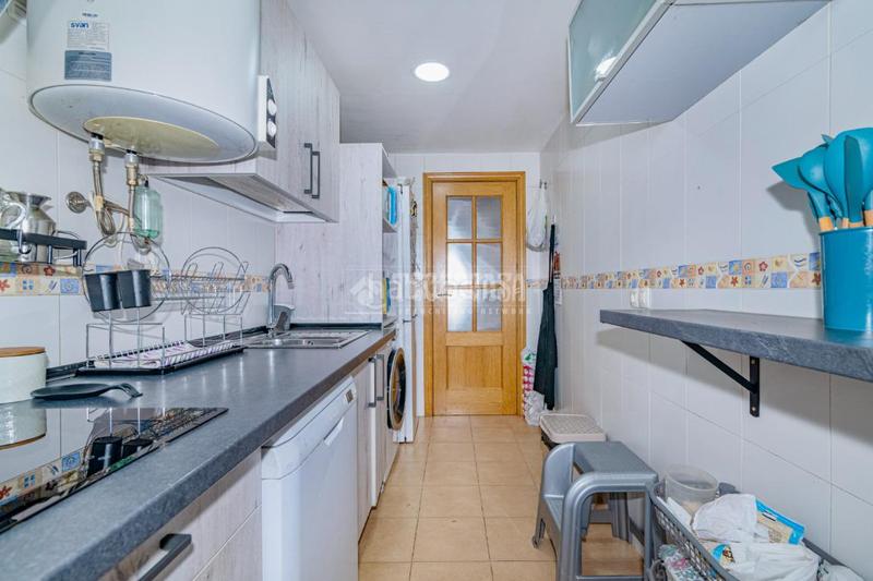 Foto 4cbb77ac-e7a3-4a31-8df8-5e684d268015. Piso  en venta en la zubia en La Zubia Ciudad Zubia (La)