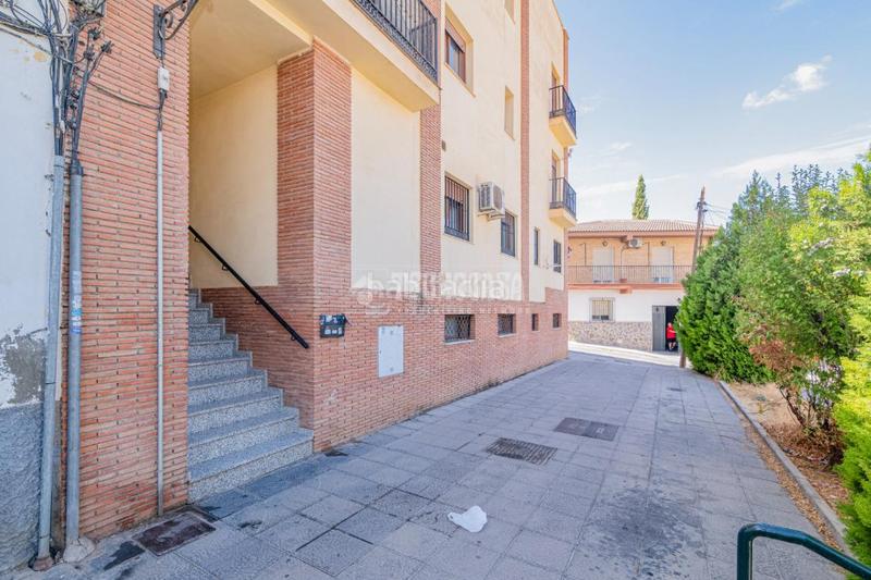 Foto 93ca8d17-f13b-46ea-b245-18d5f3c813e5. Piso  en venta en la zubia en La Zubia Ciudad Zubia (La)
