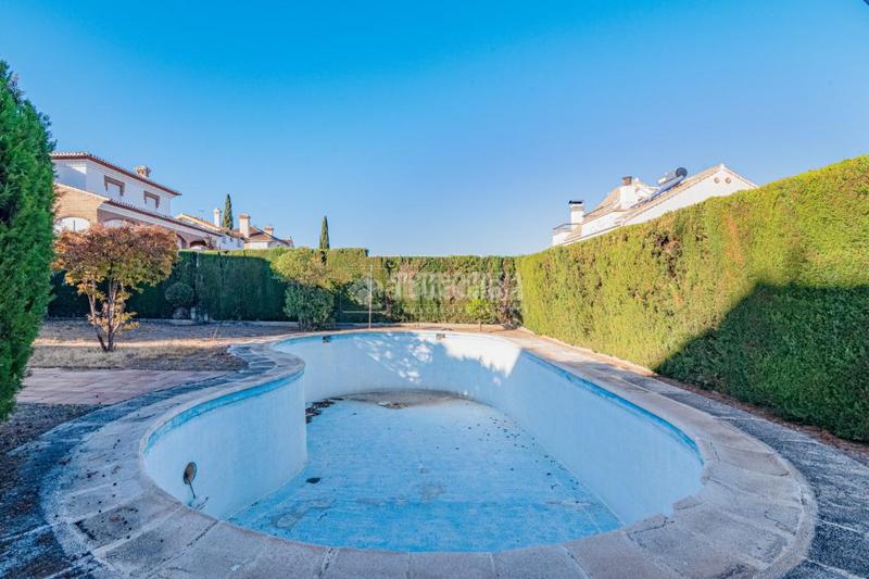 Foto 4195e896-0c62-45b0-a2cf-323ddaa99a48. Maison avec chauffage parking piscine dans Altos de la Zubia Zubia (La)