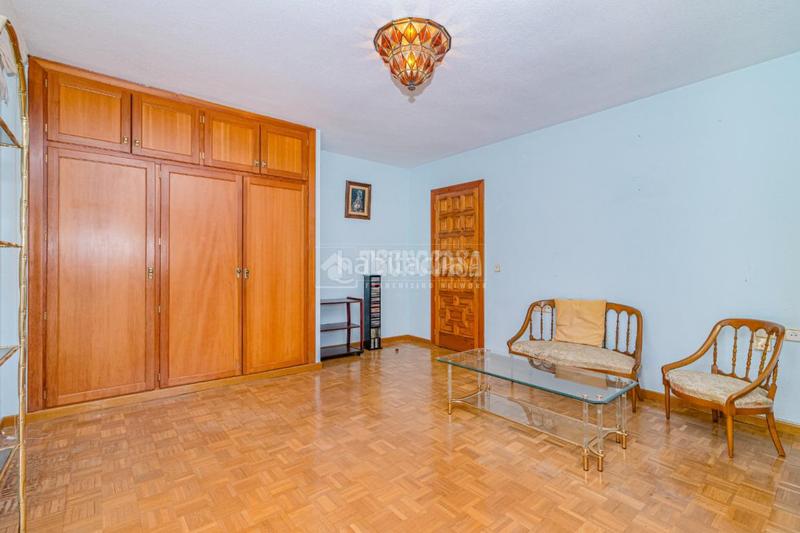 Foto 8a6fe0d6-cb38-46d5-9cec-a7cebc9a9e3d. Maison avec chauffage parking piscine dans Altos de la Zubia Zubia (La)