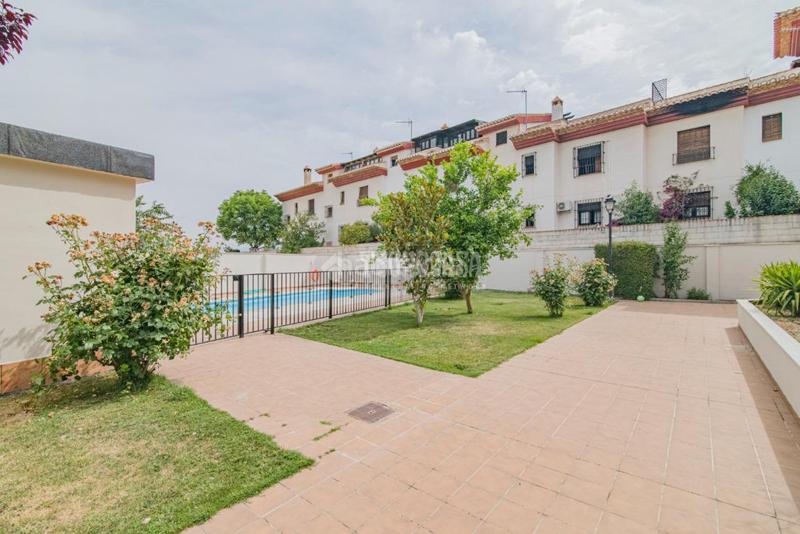 Foto 85153f75-eeb3-4ee9-b11a-4cd577bb7e04. Appartamento con riscaldamento parcheggio piscina in Zubia (La)