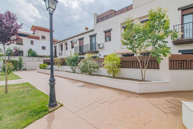 Foto fc4c397f-8074-475f-a164-cba294e0cf27. Appartamento con riscaldamento parcheggio piscina in Zubia (La)