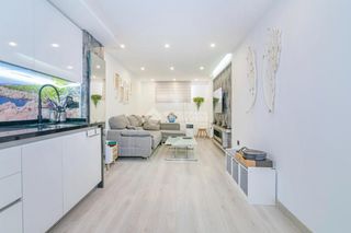 Pis a La Zubia Ciudad. Piso en venta en la zubia
