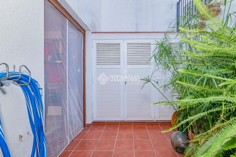 Foto d7239223-8c19-457b-bc2b-2f3bc5f592f6. Casa bifamiliare in La Zubia Ciudad Zubia (La)