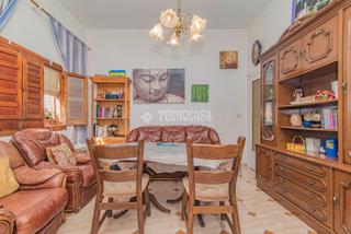 Casa aparellada  N/a. Casa en venta en la zubia