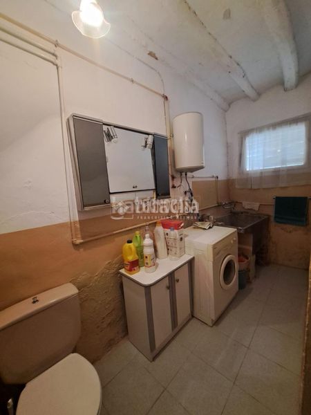 Foto 00a0a102-e13e-4e36-b095-b4058a58e023. Casa aparellada a Cariñena