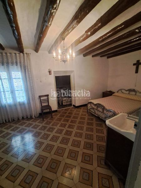 Foto c918801d-5247-4024-a9ab-9d5da38b4af5. Casa aparellada a Cariñena