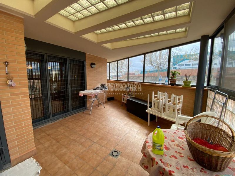 Foto 4dcbb97c-8129-4c0a-8eb6-426b040f3e23. Casa aparellada amb calefacció a Cuarte de Huerva