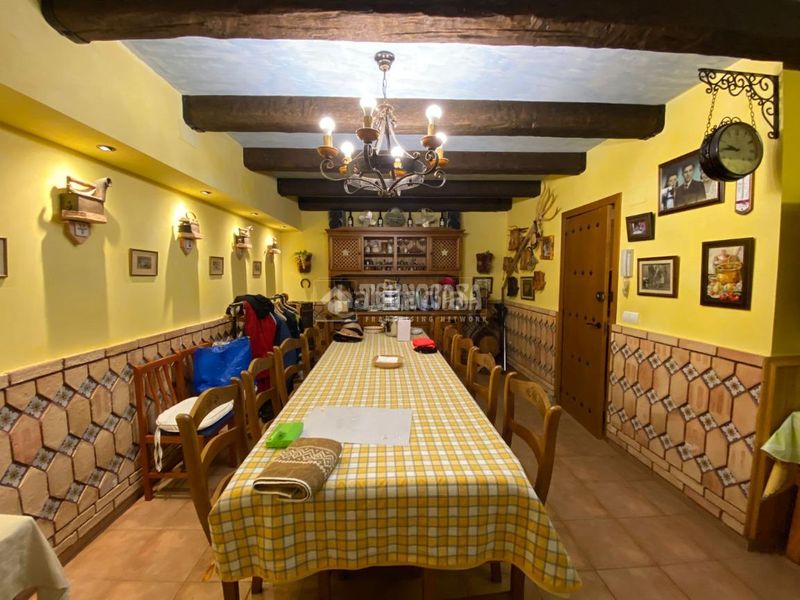 Foto a62a7bd3-8be8-4a9f-ab6e-2862d8d73ef8. Casa aparellada amb calefacció a Cuarte de Huerva