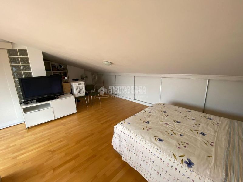Foto df80fcff-82bd-400c-a57f-e3d950ca5cc4. Casa aparellada amb calefacció a Cuarte de Huerva