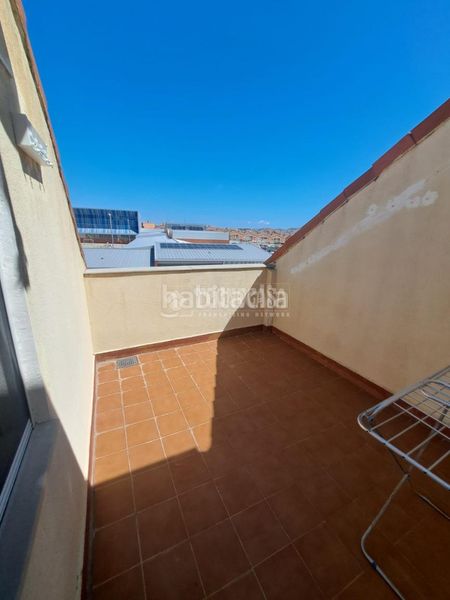 Foto ca4cbbeb-b7c1-4bc6-ae86-77ecd388fc9e. Casa aparellada amb calefacció aparcament a María de Huerva