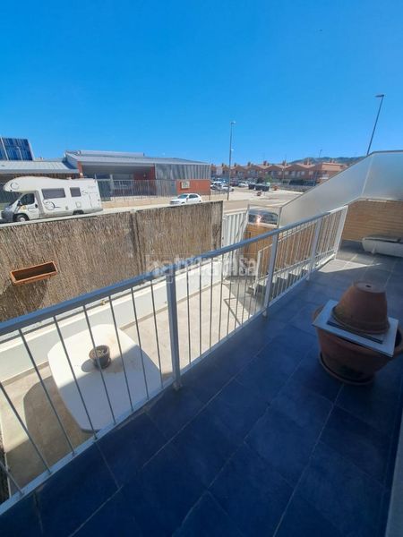 Foto cc20ca9d-9036-4f06-977f-2aa78d89001d. Casa aparellada amb calefacció aparcament a María de Huerva
