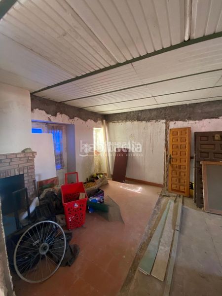 Foto f50b2ee8-7349-42e5-8a40-9aabb8e9999a. Casa aparellada a Cariñena