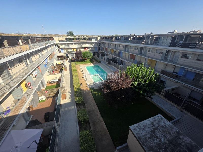Foto 5f42ea26-3afc-4f68-b1df-350f3bf3b25e. Piso  en venta en cuarte de huerva en Cadrete