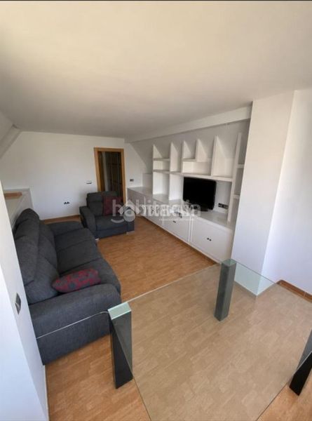 Foto 1e102792-08c2-4ca5-a589-bd75d69b6034. Piso  en venta en alegría de la huerta- jardín de Málaga Málaga