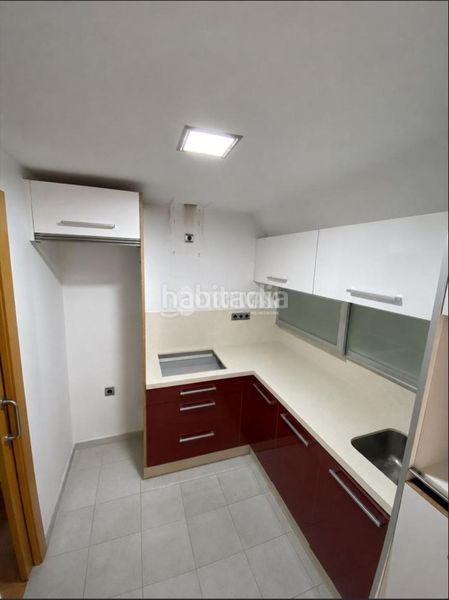 Foto cbd49b1c-c190-4f86-b669-621b7cd0a805. Piso  en venta en alegría de la huerta- jardín de Málaga Málaga