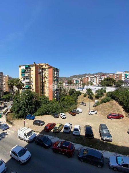 Foto e3e7e0cb-2dcb-4be0-b643-54204ce7c3a4. Piso  en venta en alegría de la huerta- jardín de Málaga Málaga