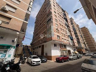 Pis a Av. Miraflores de los Ángeles