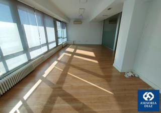 Rent Flat  Linares rivas. Céntrica oficina en linares rivas.
