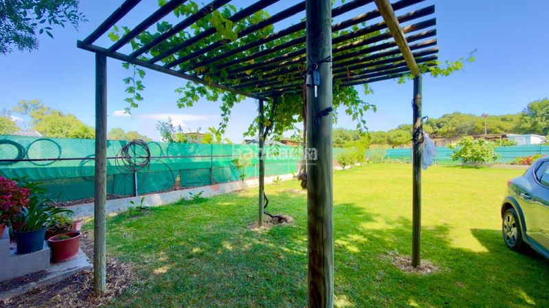 Foto ae5f1d71-6c53-43b3-8c52-eed5f2d23d2b. Finca rústica a Barrios (Los)