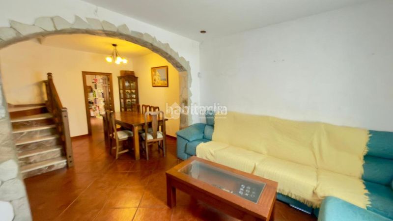 Foto e5d920f2-8d3e-48c6-9673-8cf73c882aad. Casa amb calefacció a Barrios (Los)