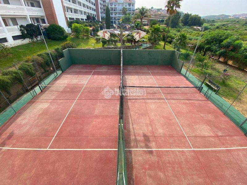 Foto 3a0a17ef-f0ed-4017-b485-5d42bc12945b. Pis amb aparcament a Chullera Manilva