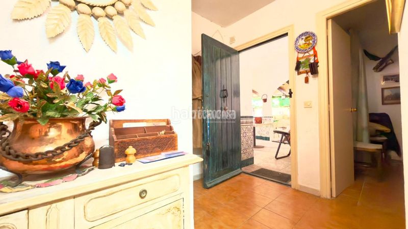 Foto 48dd4e10-d622-4950-a57d-8870d439434a. Casa aparellada amb aparcament a Barrios (Los)