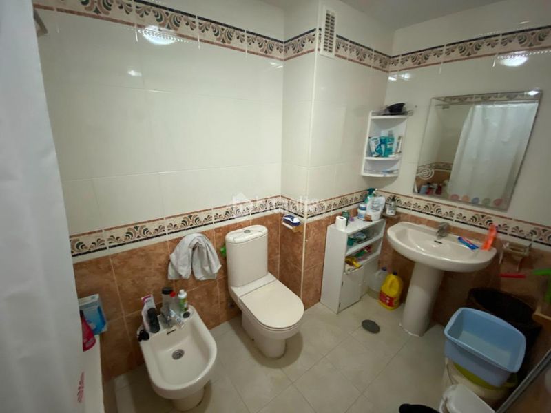 Foto 41f0472f-87ab-49b9-99eb-fe5e31024d57. Flat with parking pool in San Luis de Sabinillas Manilva