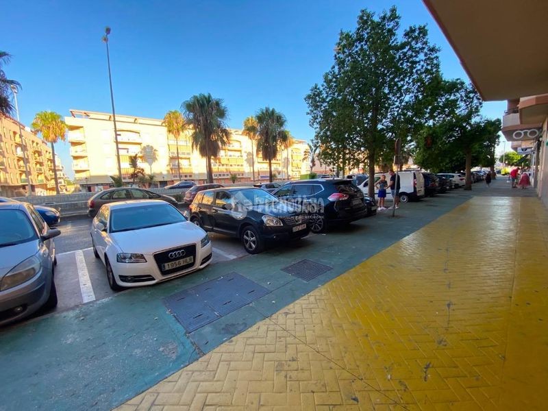 Foto c7747c9f-f39b-487f-b358-60ebfcecd19c. Flat with parking pool in San Luis de Sabinillas Manilva