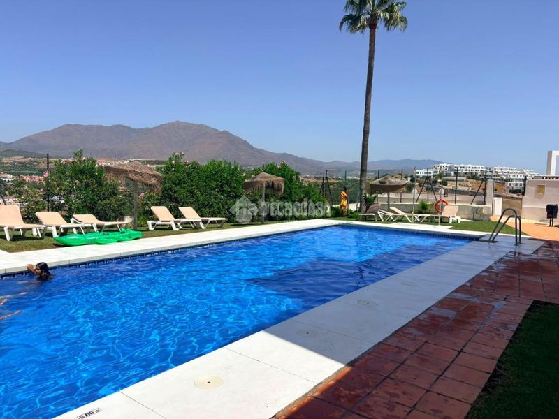 Foto ea3cc583-f989-45ef-ac4f-a39ef333dbc1. Àtic amb aparcament piscina a bahía de Casares Casares