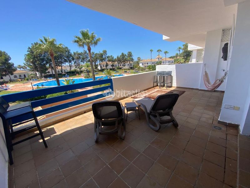 Foto 0a979a89-3a3d-4ab0-9257-34b9abb41838. Pis amb aparcament a La Duquesa Manilva