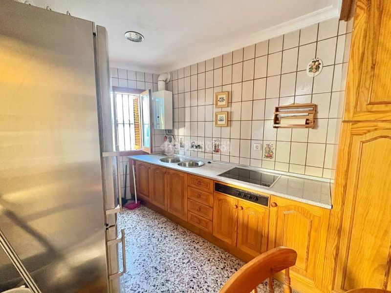 Foto 4449591b-4375-4cac-9634-d62bb9a75cc2. Casa aparellada a Puerto de la Duquesa Manilva